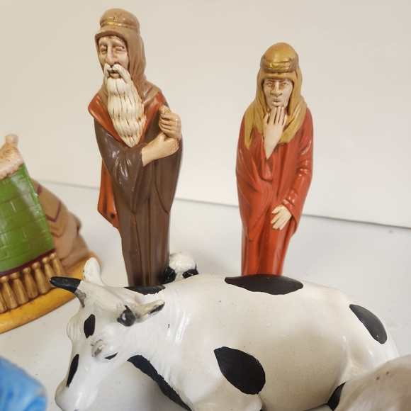 Vintage 1970s Byron Molds 16 PC Ceramic Traditional Nativity Figurine Set Jesus - Picture 8 of 12